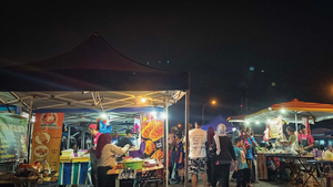The Accidental  Influencer: Pak Wiy’s  Misson To  Document  Seberang  Perai’s Pasar Malam