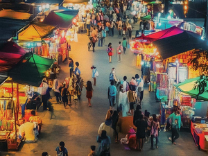 Understanding Political  Economy Through The Microcosmic Night Market