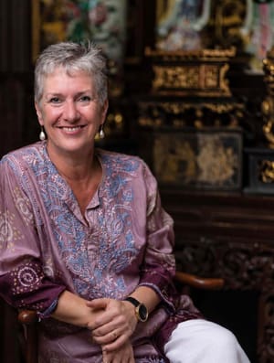 Meeting  Michelle Grimsley - The Quintessential Connector