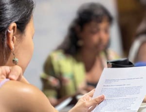 Between  Islands: Text, Translation And Contestation